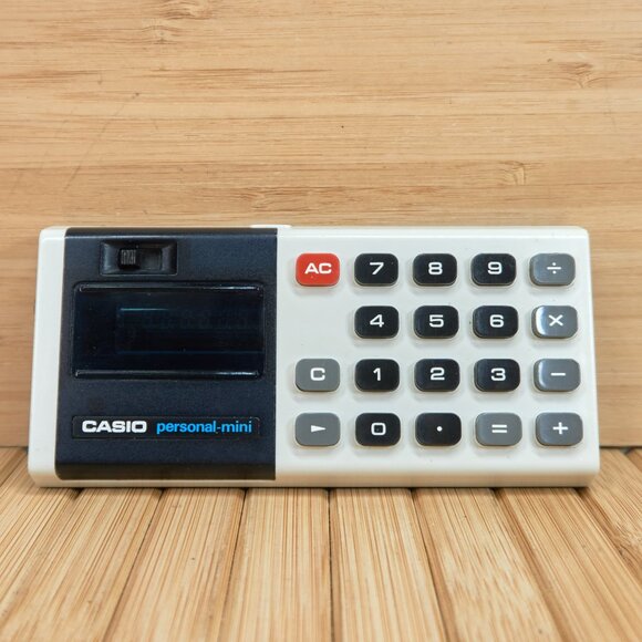 Vintage 70x CASIO Personal Mini Calculator, Made in Japan, with case - Picture 1 of 6